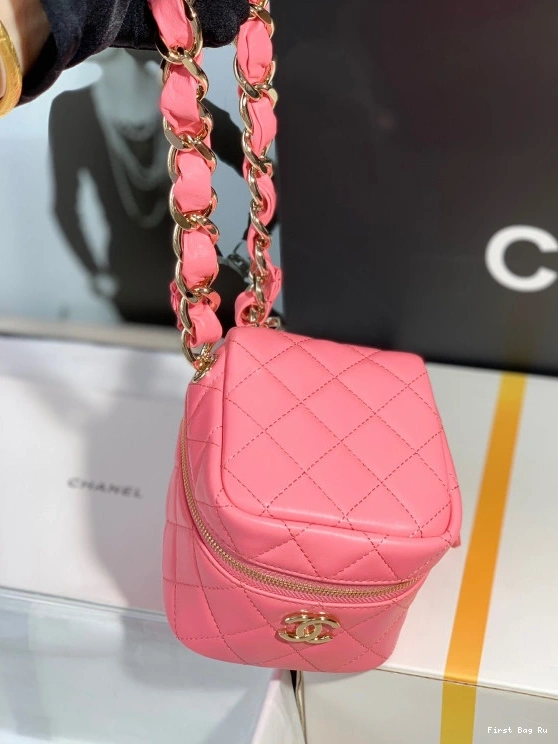 Firstbag Ru WITH CHANELUTCH HANDLE CHANEL 0802
